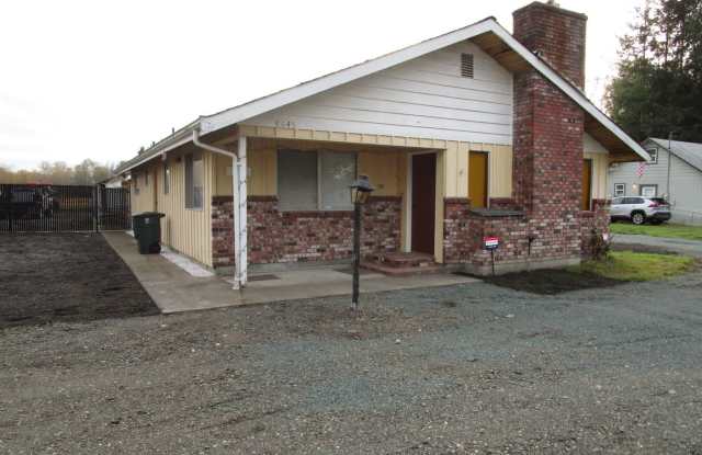 901 North Fruitdale Road photos photos