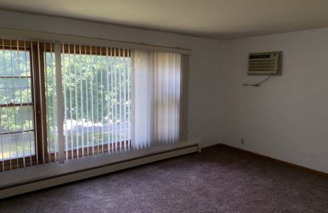 4517 Grove 4 Gallery 3