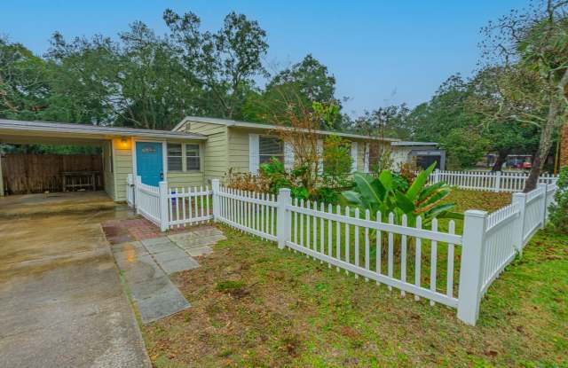 9 Okahatchee Circle - 9 Okahatchee Circle Southeast, Fort Walton Beach, FL 32548