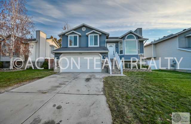 172 Bridgepark Circle photos photos