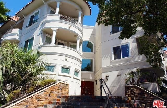 600 E Magnolia Boulevard - 600 Magnolia Boulevard, Burbank, CA 91501