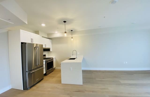 305 Webster Ave unit: 401 photos photos