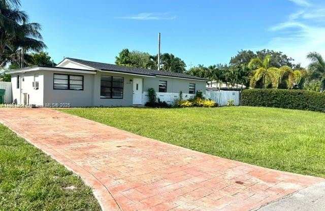 4119 SW 49th St photos photos