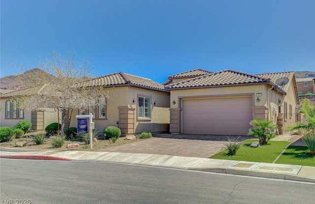 933 Everest Peak Avenue photos photos