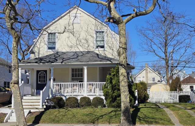 304 Mccabe Avenue photos photos