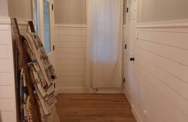 $2,500 - 4 Bedroom, 2 Bathroom Unfurnished Home in the Balsam Community Gallery 4