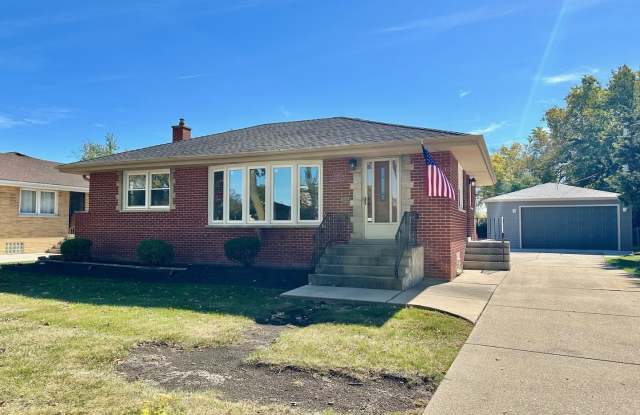 8129 W Courtland Avenue photos photos