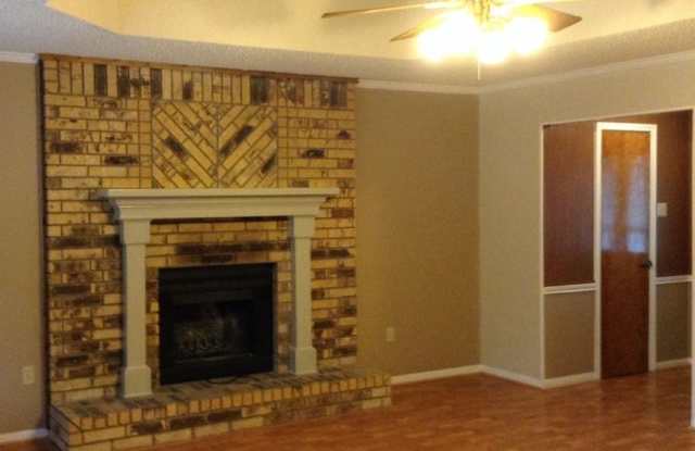1805 Fox Trail Gallery 2
