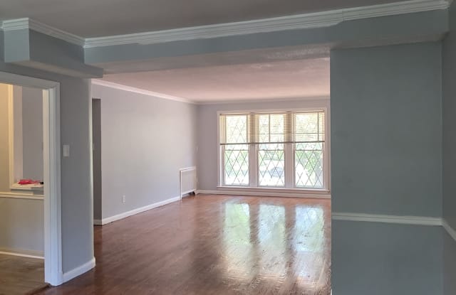 8241 Delmar Boulevard - 2W photos photos