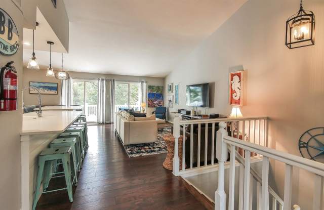 310 Sea Shell Ln Gallery 4