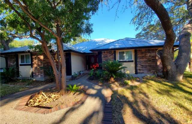 20 Donore Square - 20 Donore Square, San Antonio, TX 78229