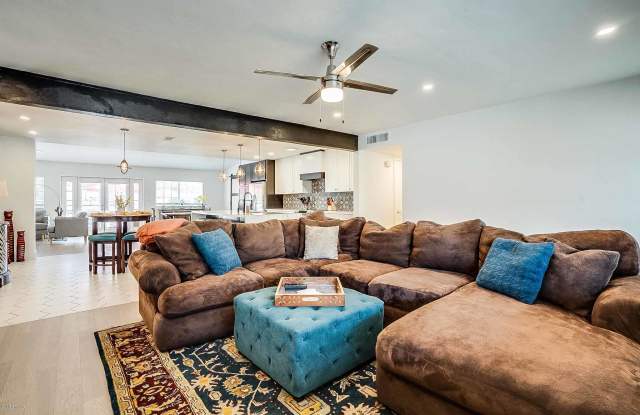 8515 N 13TH Place Gallery 3