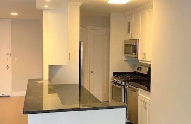 30 West 64th Street Gallery 4