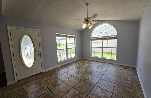 13200 Warren Drive Gallery 2