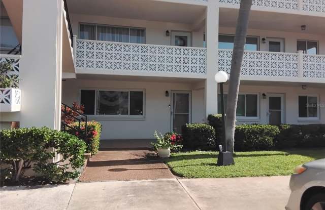 1235 S HIGHLAND AVENUE photos photos