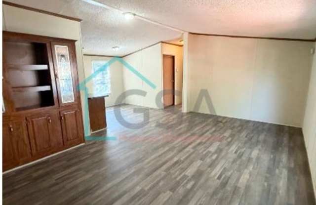 UPCOMING! 3 Bedroom 2 Bath Home Gallery 4