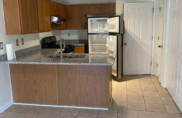 316 Autumn Lake Dr, Gallery 2