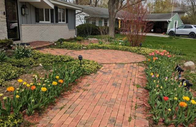 Large Brookfield Ranch for Rent - 2375 Guinevere Drive, Brookfield, WI 53045