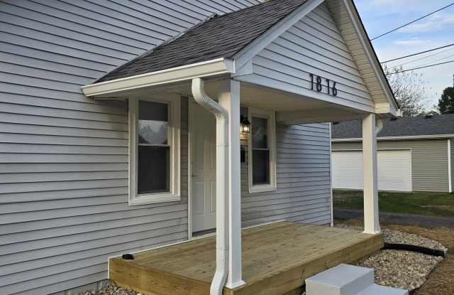 1816 20th Gallery 2