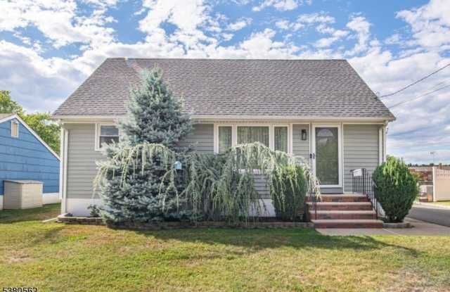 41 Dowling Pkwy photos photos