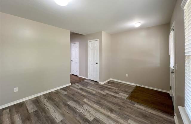 737 Christian Lane Gallery 4