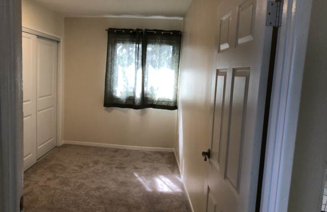 2567 Tuberose St. #a Gallery 4