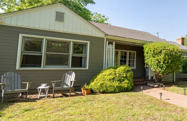 570 East 3rd Street - A photos photos