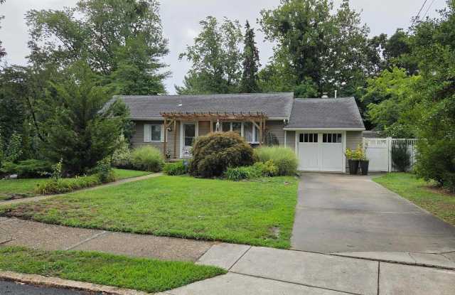 308 Steven Dr Gallery 1
