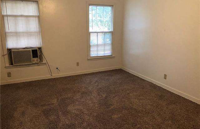 3704 Meadowbrook Drive Gallery 2