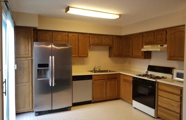17870 LOUNSBERY DRIVE Gallery 2