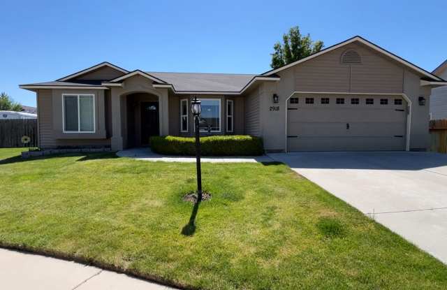 Well-maintained Home Offering Comfort, Functionality, and a Convenient Location photos photos