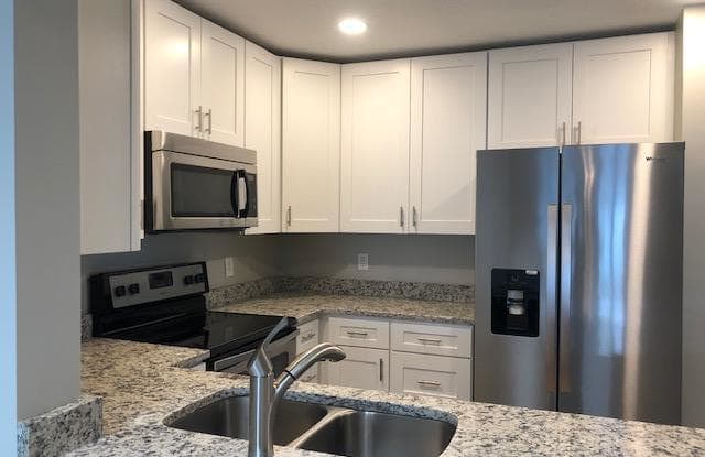 193 ARUBA LN - 193 Aruba Lane, Palm Valley, FL 32082