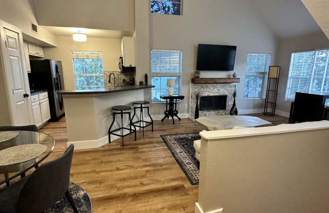 13703 Richmond Park Dr N photos photos