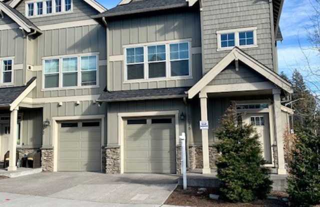 3 Bedroom + Flex Space in Central Location - Close to Old Mill! photos photos