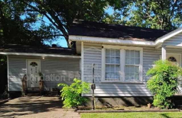 3563 Rockwood Avenue Gallery 1