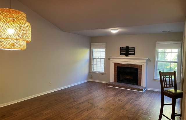 3220 Selwyn Farms Lane Gallery 2