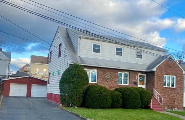 307 E 17Th St photos photos