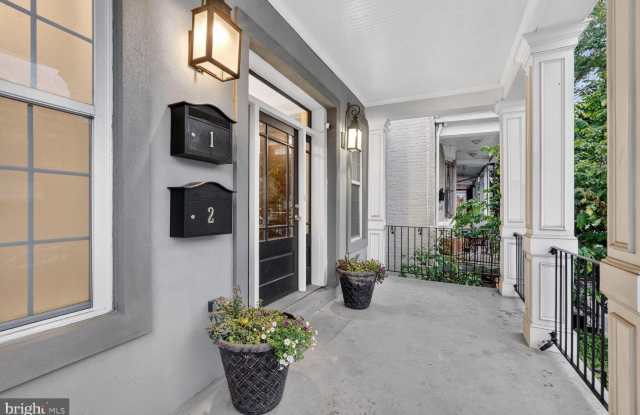 600 HARVARD Street NW photos photos