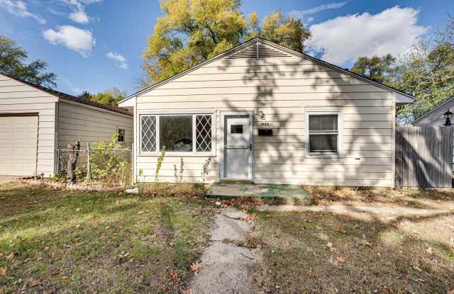 1823 Overdene Avenue photos photos