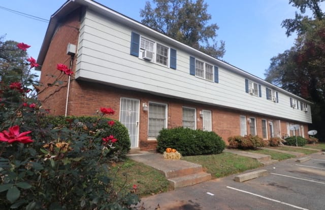 2917 Burgess unit 2 - 2917 Burgess Drive, Charlotte, NC 28208