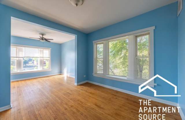 4058 West Congress Pkwy. photos photos