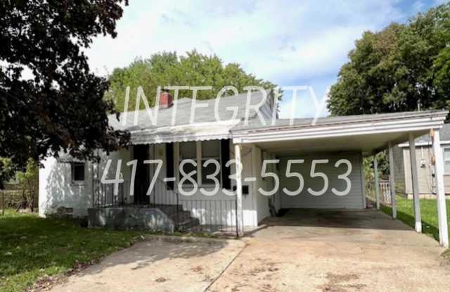 1631 E 8th St N photos photos