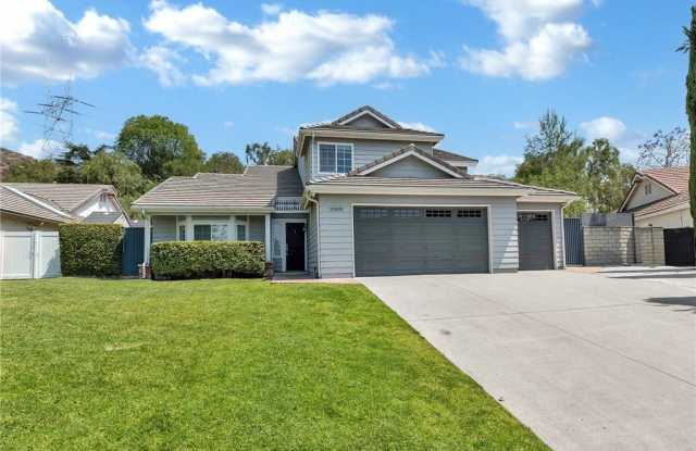 10900 Meseta Avenue photos photos