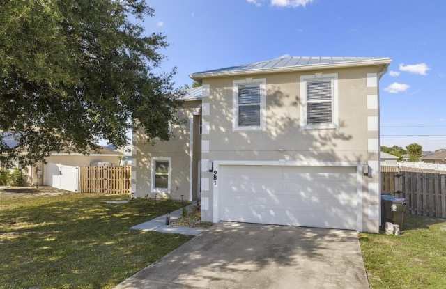 981 SW Mcelroy Avenue photos photos