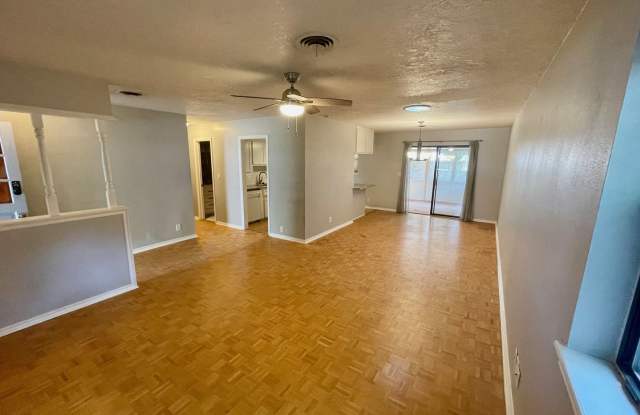 REMODELED HOME ON A QUIET STREET JUST ONE MILE WEST OF OU CAMPUS! Gallery 3