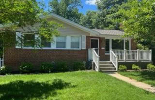 907 MYERS CIRCLE SW Gallery 2