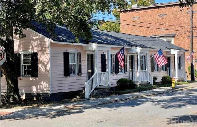 219 W Taylor Street - 219 West Taylor Street, Savannah, GA 31401