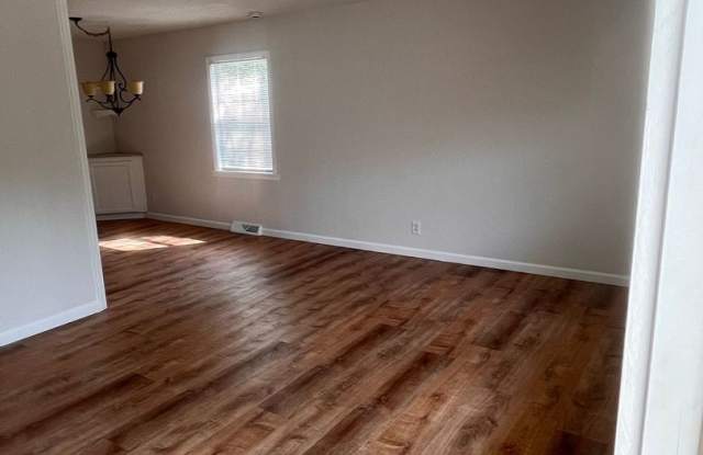 Multi - Level, Updated 3 bed/2bath home in Kansas City, MO!!!! Gallery 2