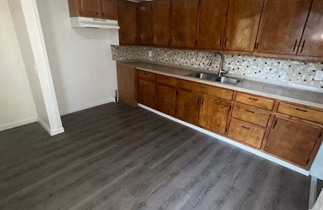 LIMITED TIME**1/2 OFF DEPOSIT** photos photos