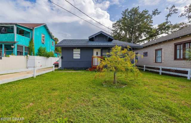 121 Bellevue Avenue - 121 Bellevue Avenue, Daytona Beach, FL 32114